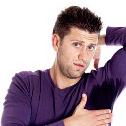 8 درمان خانگی موثر برای رفع بوی بد زیر بغل