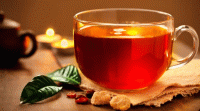 مضرات مصرف چای داغ برای برخی افراد